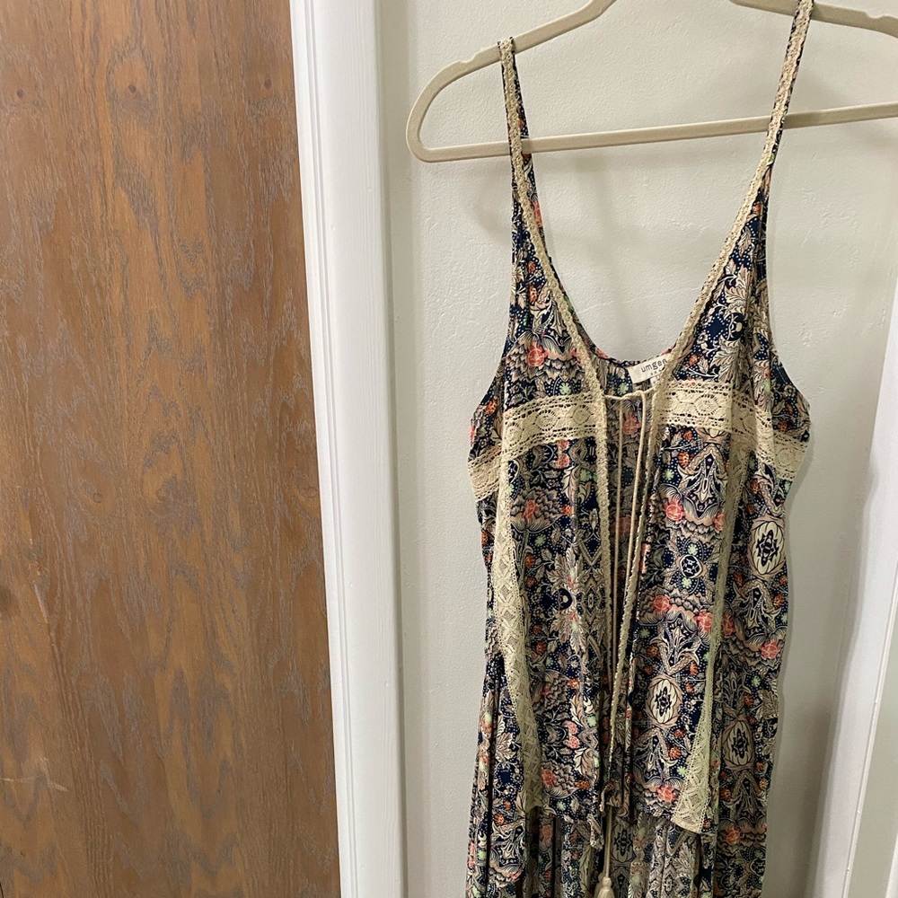 Statement Tank High-Low Cover-Up - Picture 2 of 7